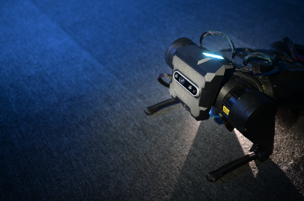 HLQ AIR 02